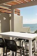 Netanya Noosa Beachfront Resort