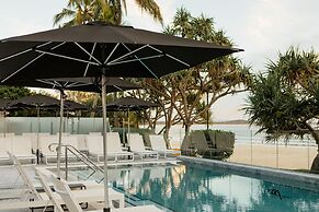 Netanya Noosa Beachfront Resort