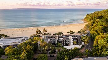 Netanya Noosa Beachfront Resort