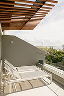 Netanya Noosa Beachfront Resort