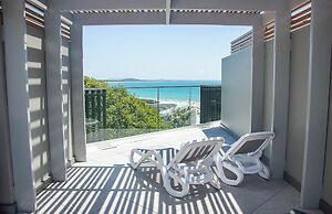 Netanya Noosa Beachfront Resort