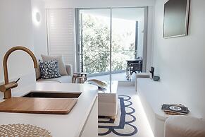 Netanya Noosa Beachfront Resort