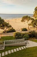 Netanya Noosa Beachfront Resort