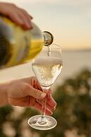 Netanya Noosa Beachfront Resort