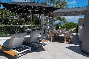 Netanya Noosa Beachfront Resort