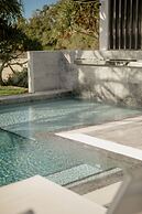 Netanya Noosa Beachfront Resort