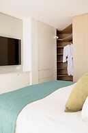 Netanya Noosa Beachfront Resort