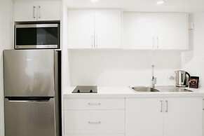 Netanya Noosa Beachfront Resort