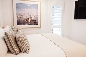 Netanya Noosa Beachfront Resort