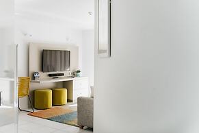 Netanya Noosa Beachfront Resort