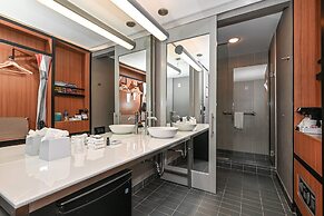 Aloft Charlotte City Center