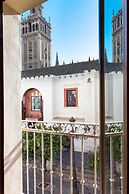 Puerta Catedral Apartments