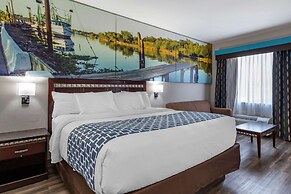 Clarion Pointe Sulphur - Lake Charles