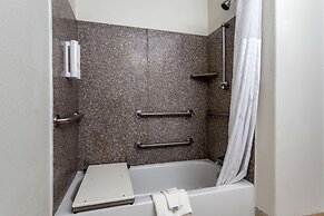 Clarion Pointe Sulphur - Lake Charles