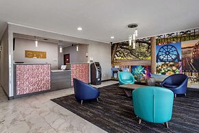 Clarion Pointe Sulphur - Lake Charles