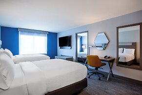 Holiday Inn Express & Suites Bradenton East-Lakewood Ranch by IHG