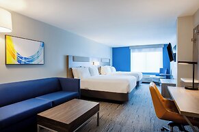 Holiday Inn Express & Suites Bradenton East-Lakewood Ranch by IHG