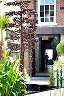 Oddfellows Chester Hotel and Apartments