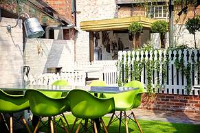 Oddfellows Chester Hotel and Apartments