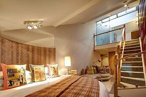 Oddfellows Chester Hotel and Apartments