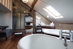 Oddfellows Chester Hotel and Apartments