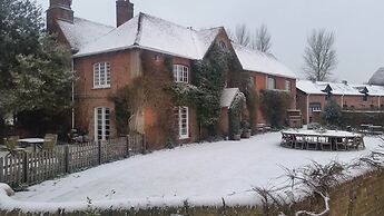 Bridge Farmhouse
