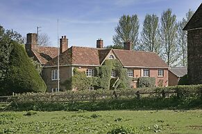 Bridge Farmhouse