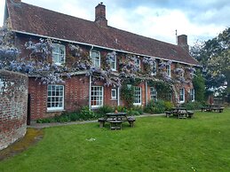 Bridge Farmhouse