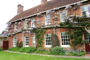 Bridge Farmhouse