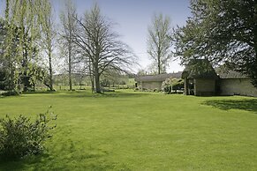 Bridge Farmhouse