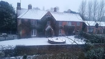 Bridge Farmhouse