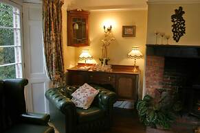 Bridge Farmhouse
