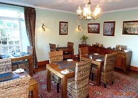 Collaven Manor Hotel