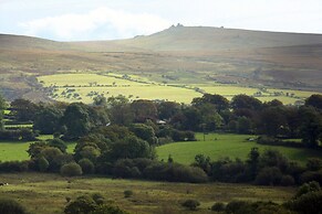Collaven Manor Hotel