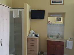 Edgcumbe Guest House