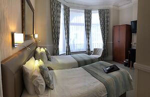 Edgcumbe Guest House