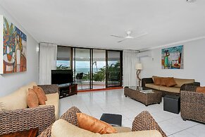 Roydon Beachfront Apartments
