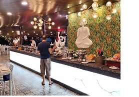 Paradise Village Beach Resort