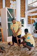 Beachcomber Island Resort