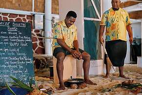 Beachcomber Island Resort