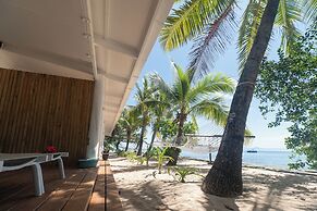 Beachcomber Island Resort