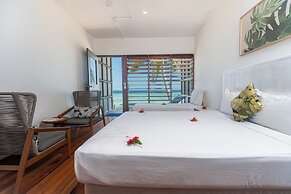 Beachcomber Island Resort