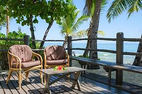 Beachcomber Island Resort