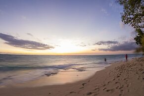 Beachcomber Island Resort