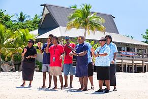 Beachcomber Island Resort