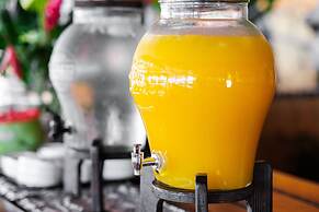 Beachcomber Island Resort