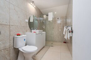 Beachcomber Island Resort