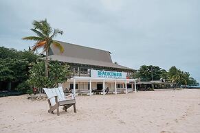 Beachcomber Island Resort
