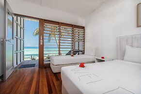 Beachcomber Island Resort