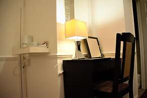 Crown Lodge Guest House